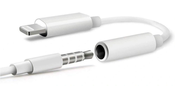 Адаптер - переходник Lightning - jack 3.5mm (AUX), белый Адаптер - переходник Lightning - jack 3.5mm (AUX), белый