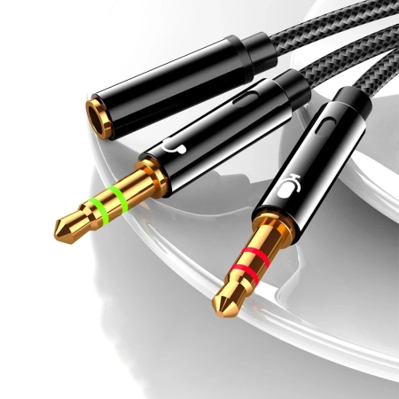 Кабель - соединитель jack 3.5mm (AUX) и jack 3.5mm (MIC) на jack 3.5mm (AUX+MIC), папа-мама, 0,25 метра, черный