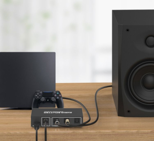 Цифровой аудио разветвитель - сплиттер 1x3 оптический (Toslink/SPDIF), активный, черный Цифровой аудио разветвитель - сплиттер 1x3 оптический (Toslink/SPDIF), активный, черный