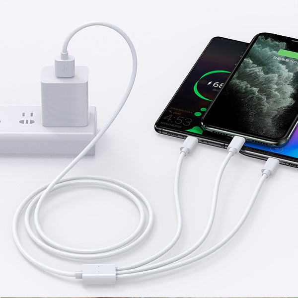 Универсальный зарядный кабель 3-в-1 USB Type-C - Lightning - MicroUSB, 3А, 1 метр, белый Универсальный зарядный кабель 3-в-1 USB Type-C - Lightning - MicroUSB, 3А, 1 метр, белый
