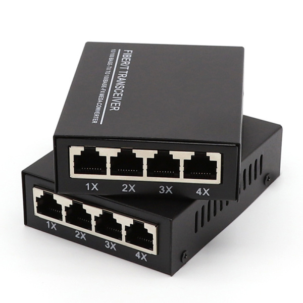 Медиаконвертер - удлинитель - коммутатор оптический 4xRJ45 10/100MB - 1xSC до 20км одномодовый одноволоконный, комплект