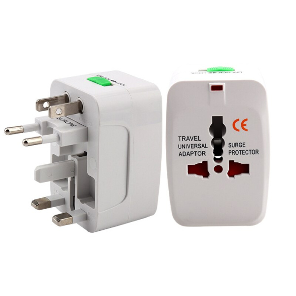 Универсальный переходник для международных типов розеток с 2 портами USB2.0, белый Универсальный переходник для международных типов розеток с 2 портами USB2.0, белый