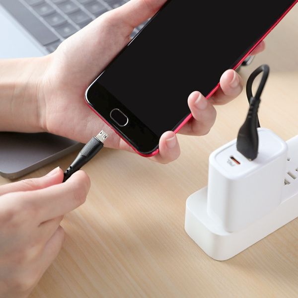 Зарядный USB дата кабель BOROFONE BX37 MicroUSB, 2.4A, 1м, черный Зарядный USB дата кабель BOROFONE BX37 MicroUSB, 2.4A, 1м, черный